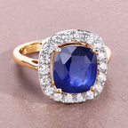 Blue Sapphire Ring With Diamonds 4.46 Carats 18K Yellow Gold