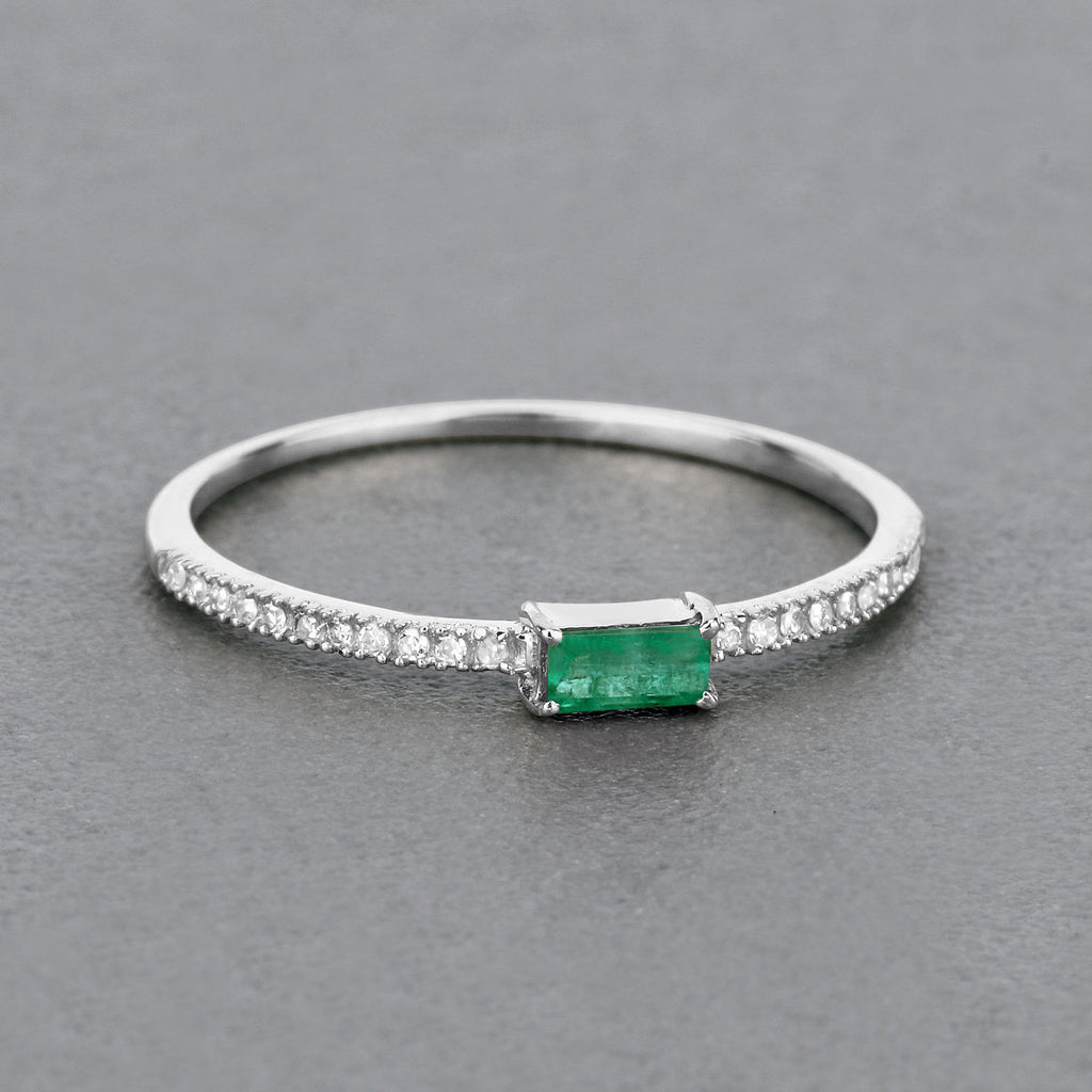 Zambian Emerald Ring With Diamonds 0.14 Carats 14K White Gold