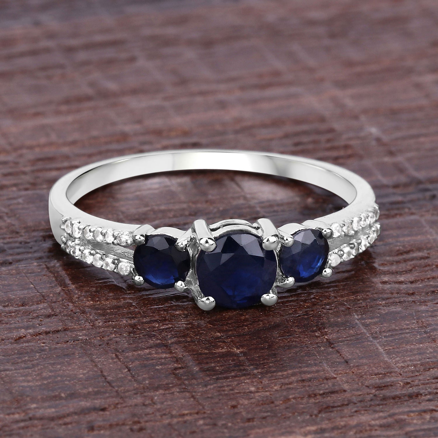 Blue Sapphire Ring With Diamonds 1.04 Carats 14K White Gold