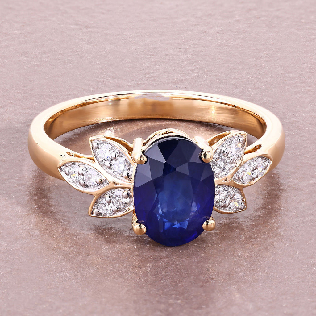 Blue Sapphire Ring With Diamonds 2.1 Carats 18K Yellow Gold