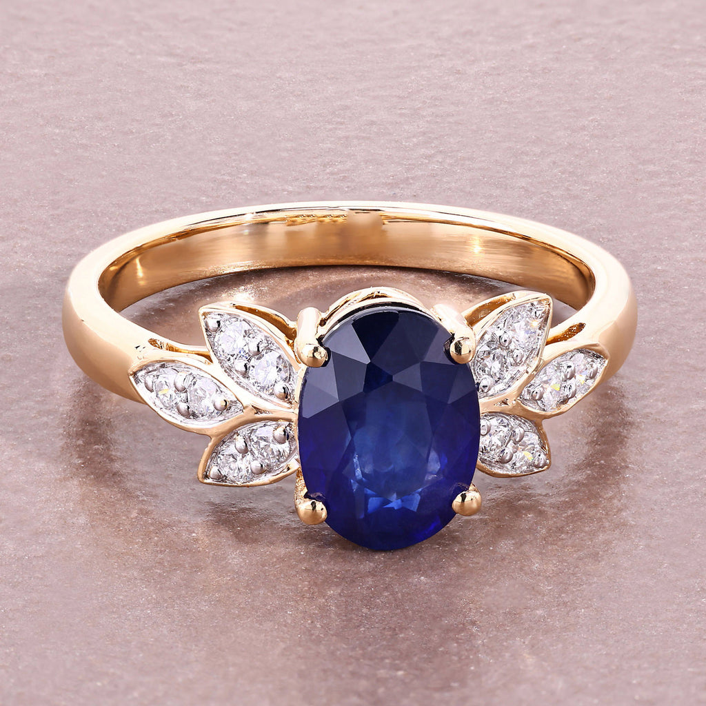 Blue Sapphire Ring With Diamonds 2.1 Carats 18K Yellow Gold