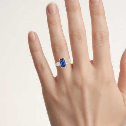 Blue Sapphire Ring With Diamonds 3.1 Carats 18K Yellow Gold