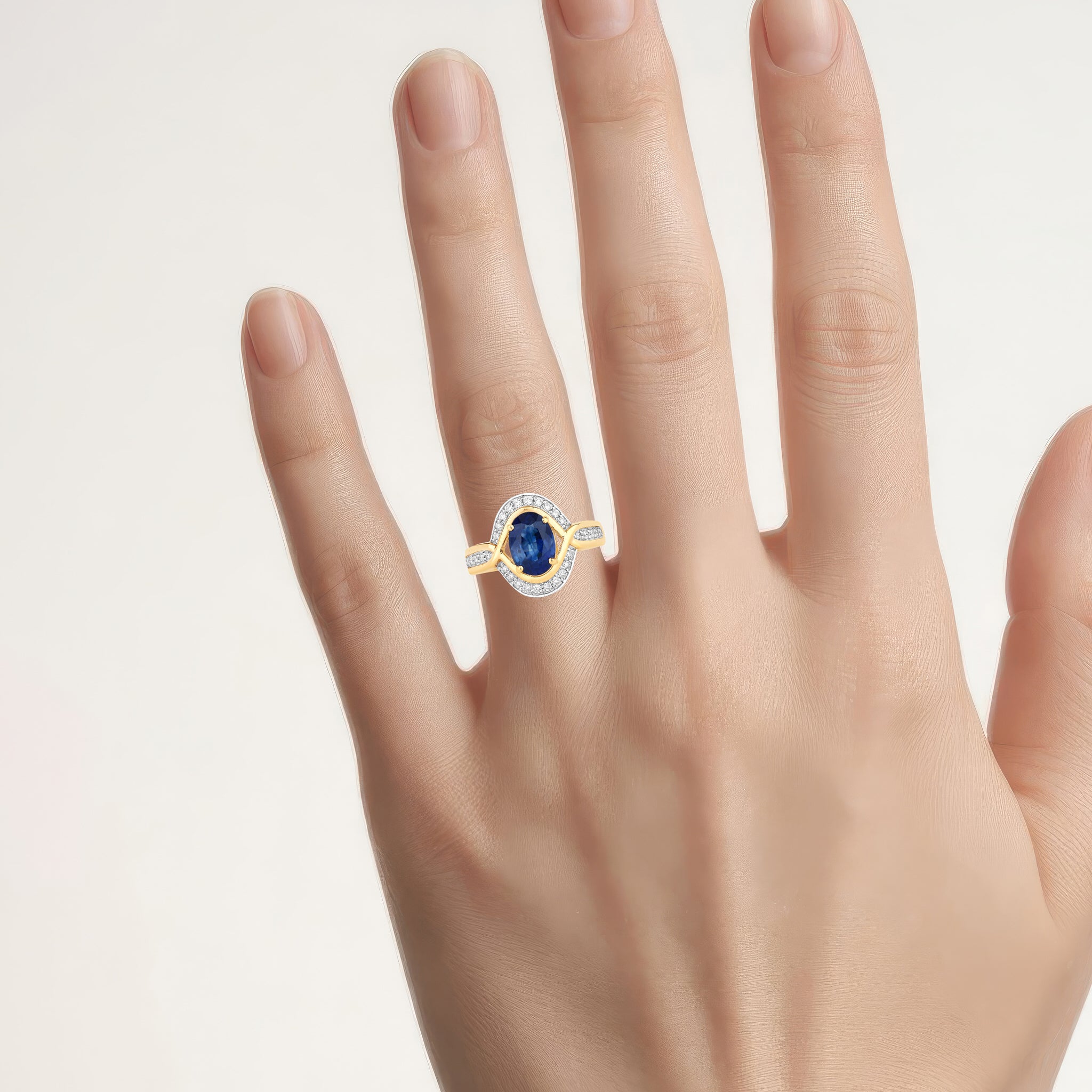 Blue Sapphire Ring With Diamonds 2.33 Carats 18K Yellow Gold