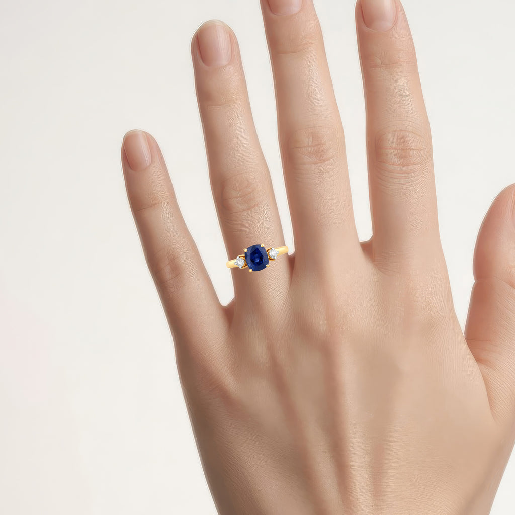 Blue Sapphire Ring With Diamonds 2.38 Carats 18K Yellow Gold