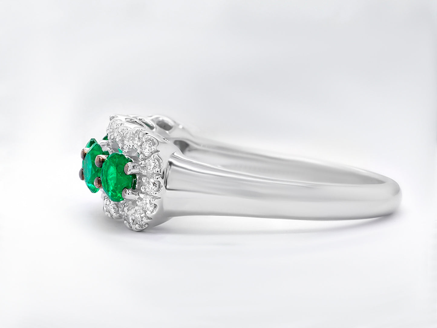 Five Stone Emerald Ring Diamond Setting 18K White Gold