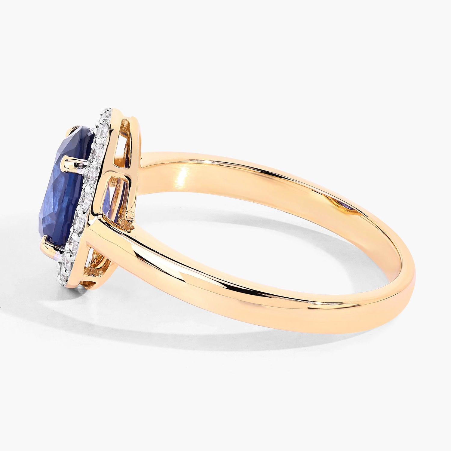 Blue Sapphire Ring With Diamonds 2.06 Carats 18K Yellow Gold