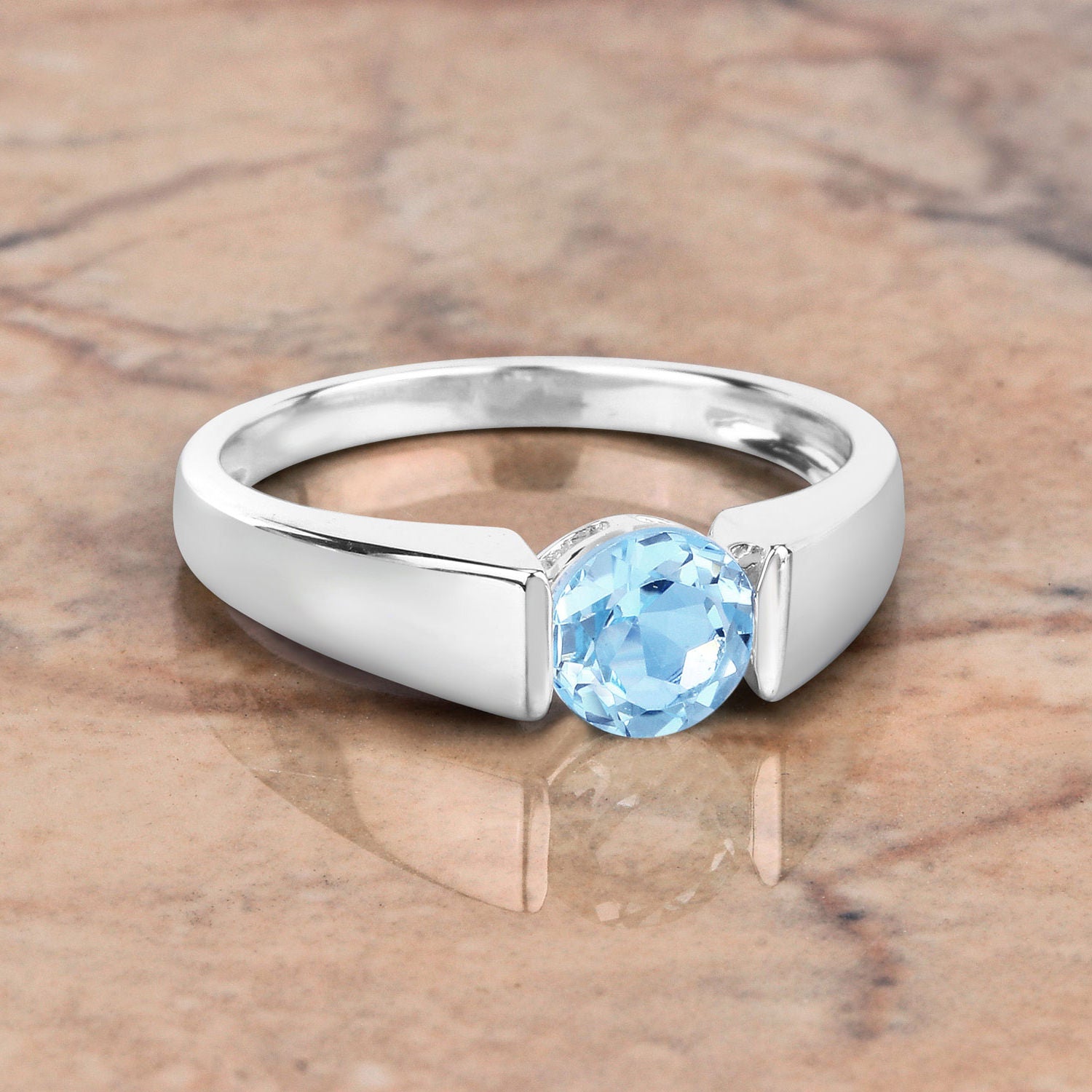 Blue Topaz Ring 1.04 Carats Sterling Silver