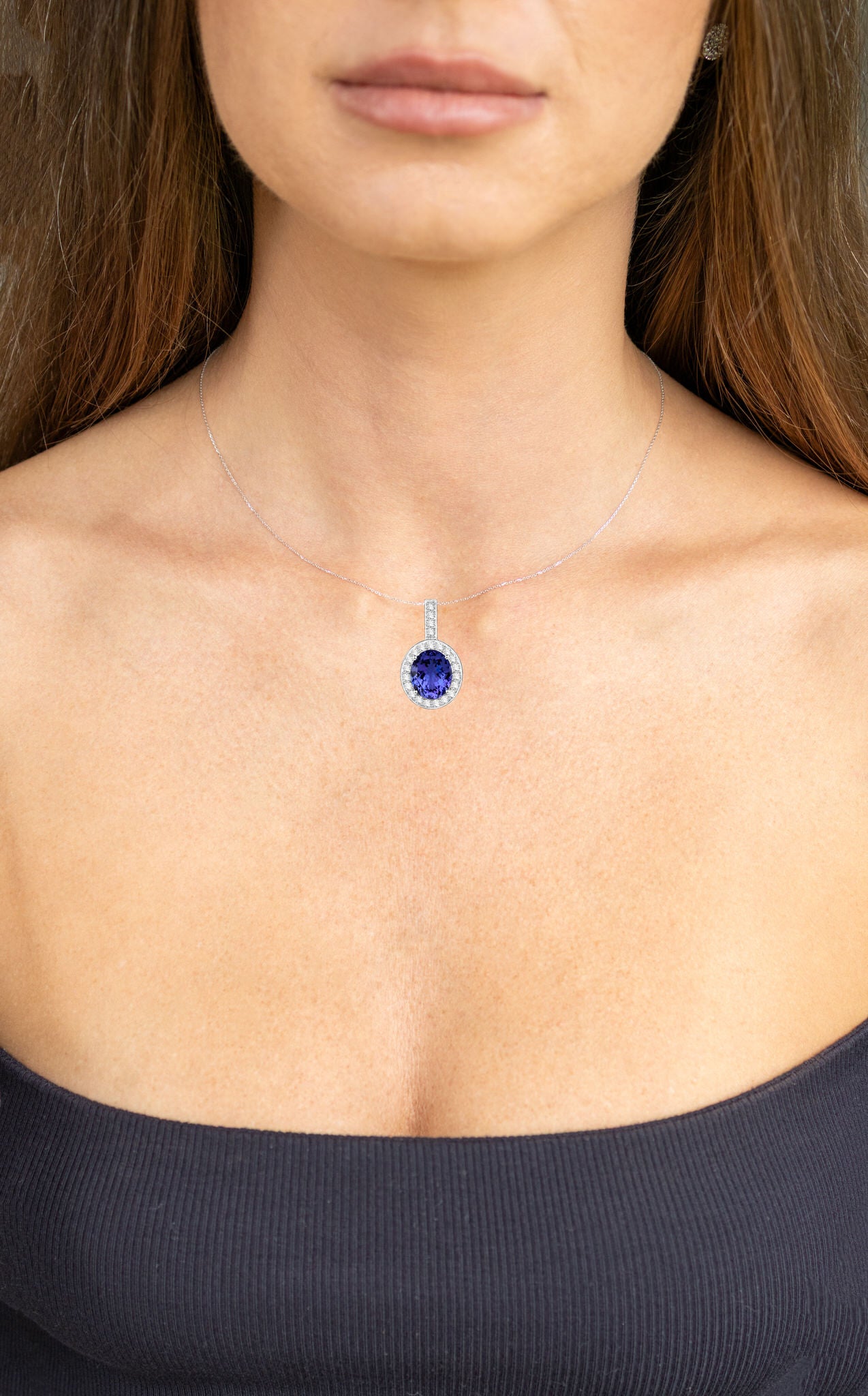 Tanzanite Pendant Necklace Diamond Setting 10.1 Carats 18K White Gold