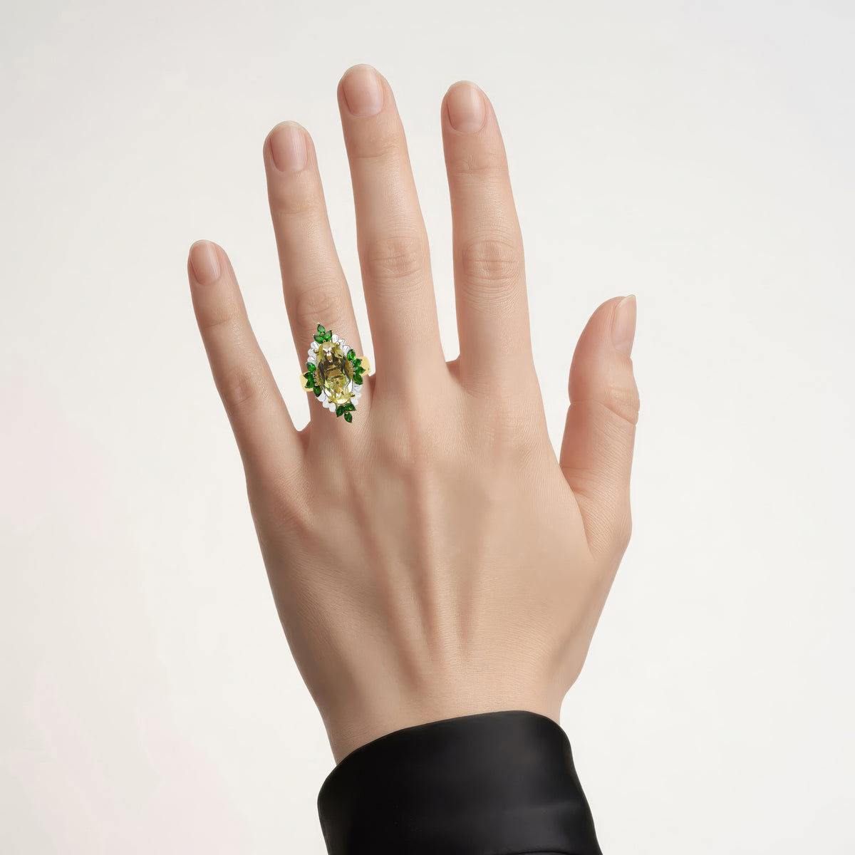 Lemon Quartz Ring With Chrome Diopside 6.28 Carats Gold Plated Silver