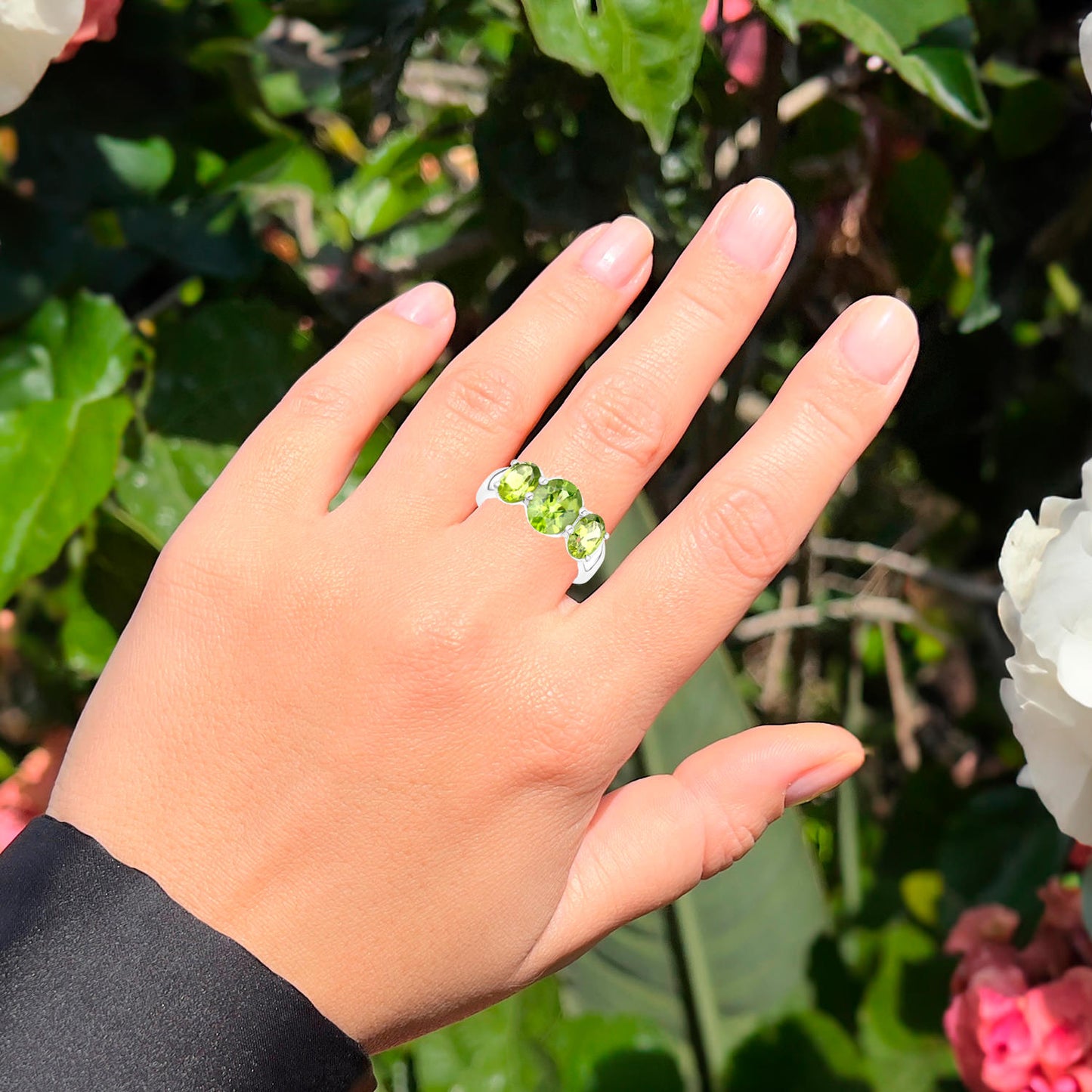 Peridot Ring 3.32 Carats Sterling Silver