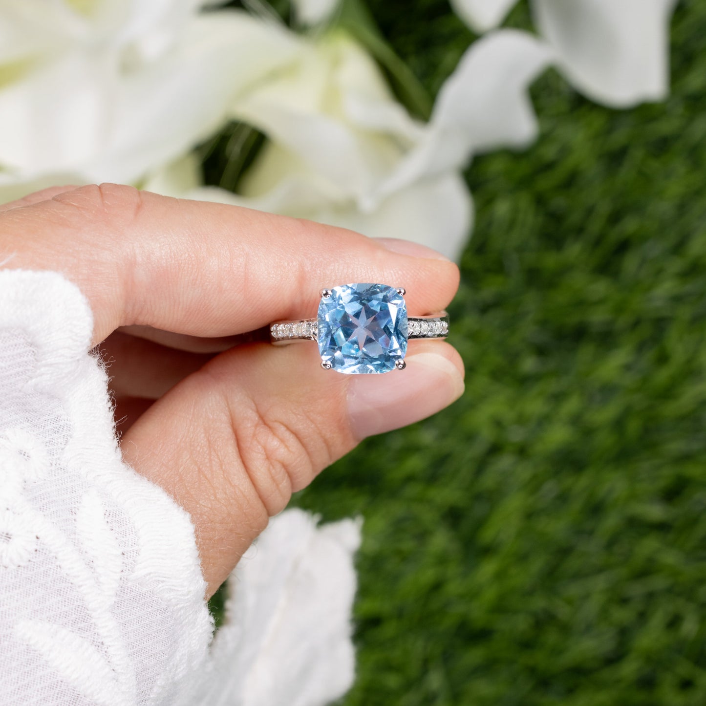 Blue Topaz Ring With White Topaz 4.58 Carats Sterling Silver