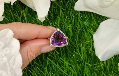 Trillion Cut 8.15 Carat Amethyst Ring With White Topaz