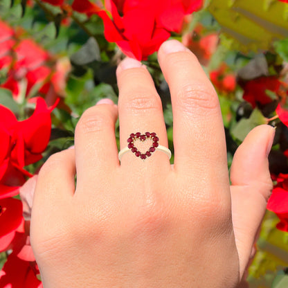 Natural Mozambique Ruby Ring 0.95 Carats 9K Yellow Gold