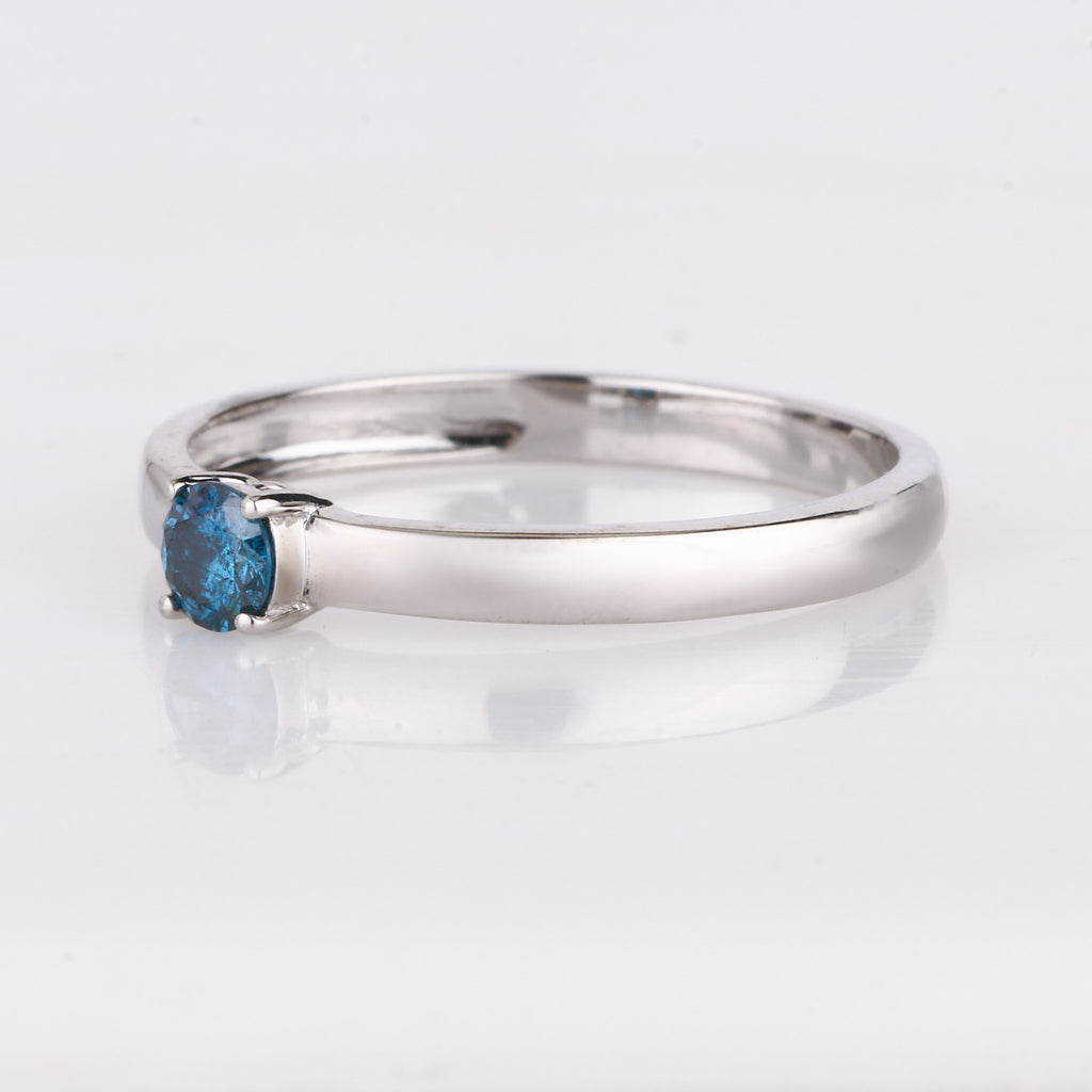 Blue Diamond Ring 0.2 Carats 9K White Gold