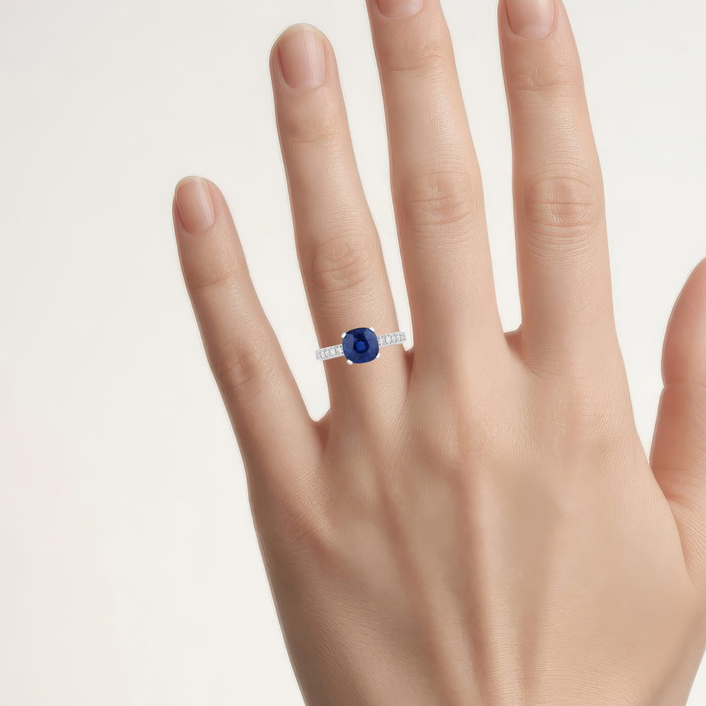 Blue Sapphire Ring With Diamonds 2.82 Carats 18K White Gold
