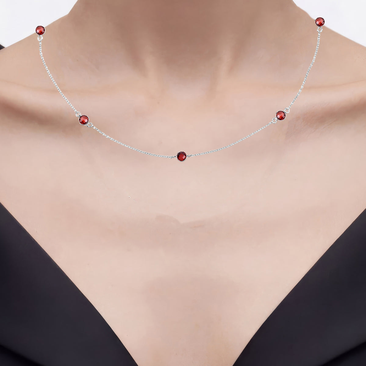 Garnet Necklace 2.08 Carats Sterling Silver