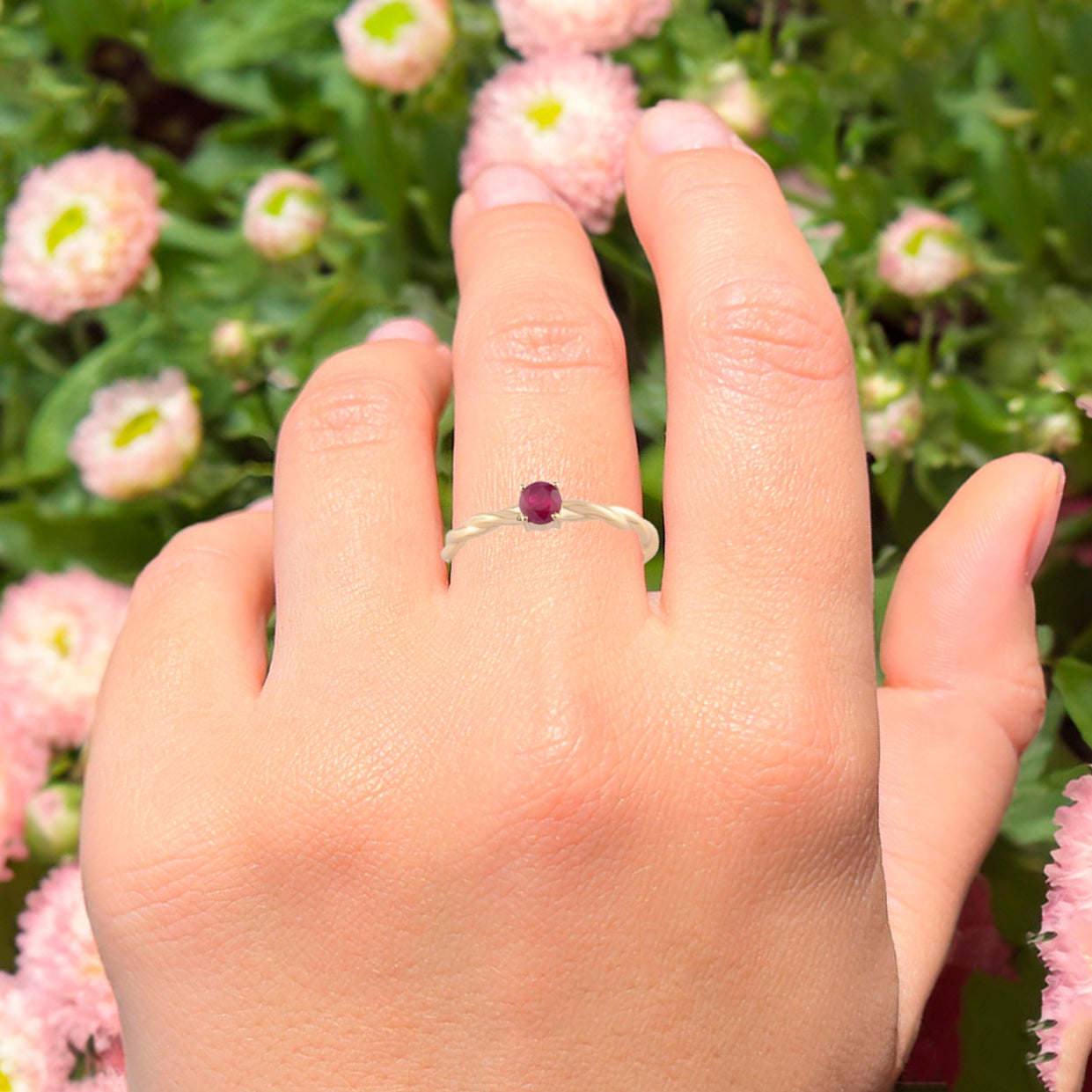 Natural Mozambique Ruby Ring 0.3 Carats 9K Yellow Gold