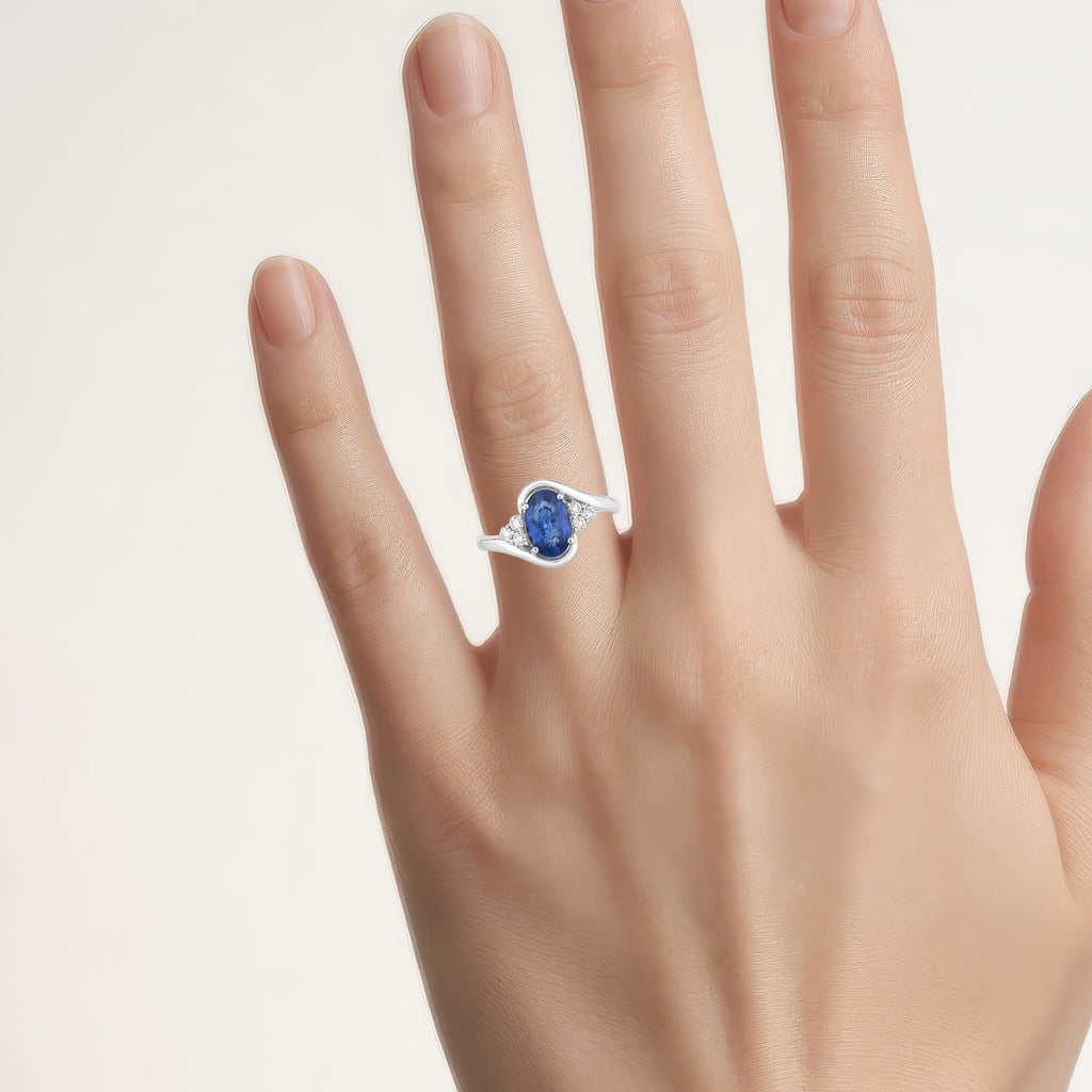 Blue Sapphire Ring With Diamonds 2.04 Carats 18K White Gold