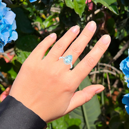 Aquamarine Cocktail Ring Diamond Halo 2.2 Carats Total 10K Gold