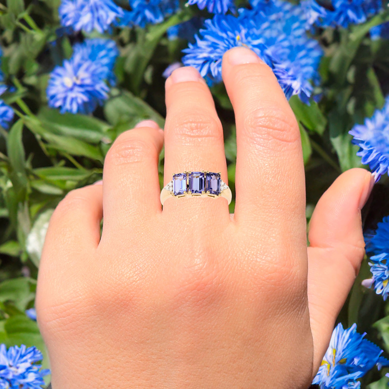 Natural Tanzanite Ring With Diamonds 1.73 Carats 9K Yellow Gold