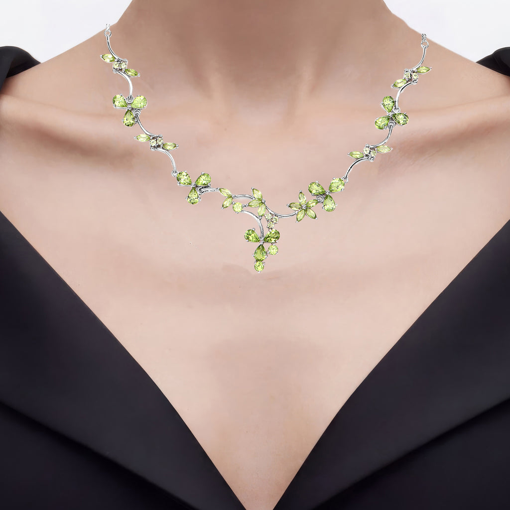 Peridot Flower Necklace 17.1 Carats Sterling Silver