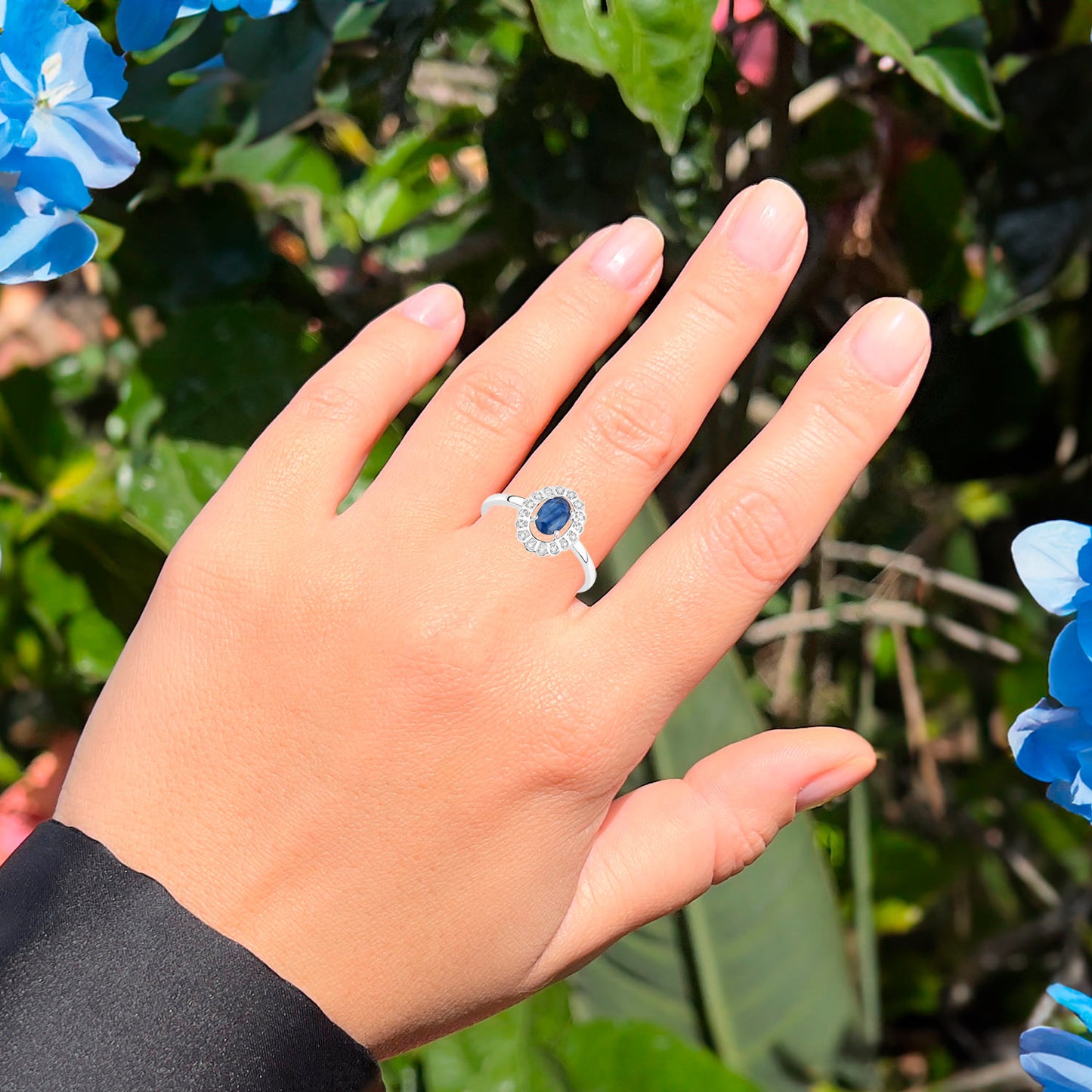 Blue Sapphire Ring With Diamonds 14K White Gold