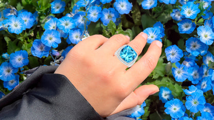 Important Aquamarine Cocktail Ring Double Diamond Halo 13.5 Carats