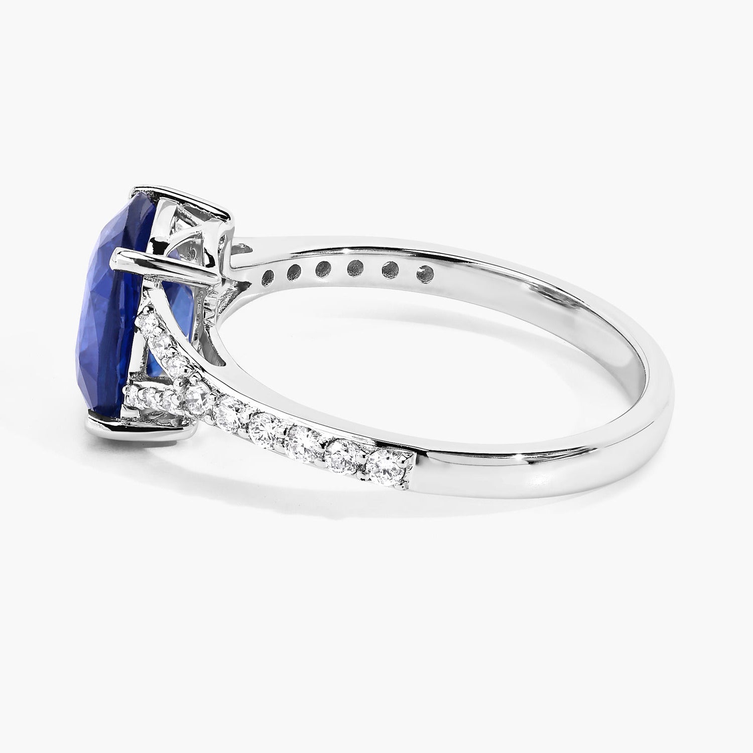 Blue Sapphire Ring With Diamonds 2.94 Carats 18K White Gold