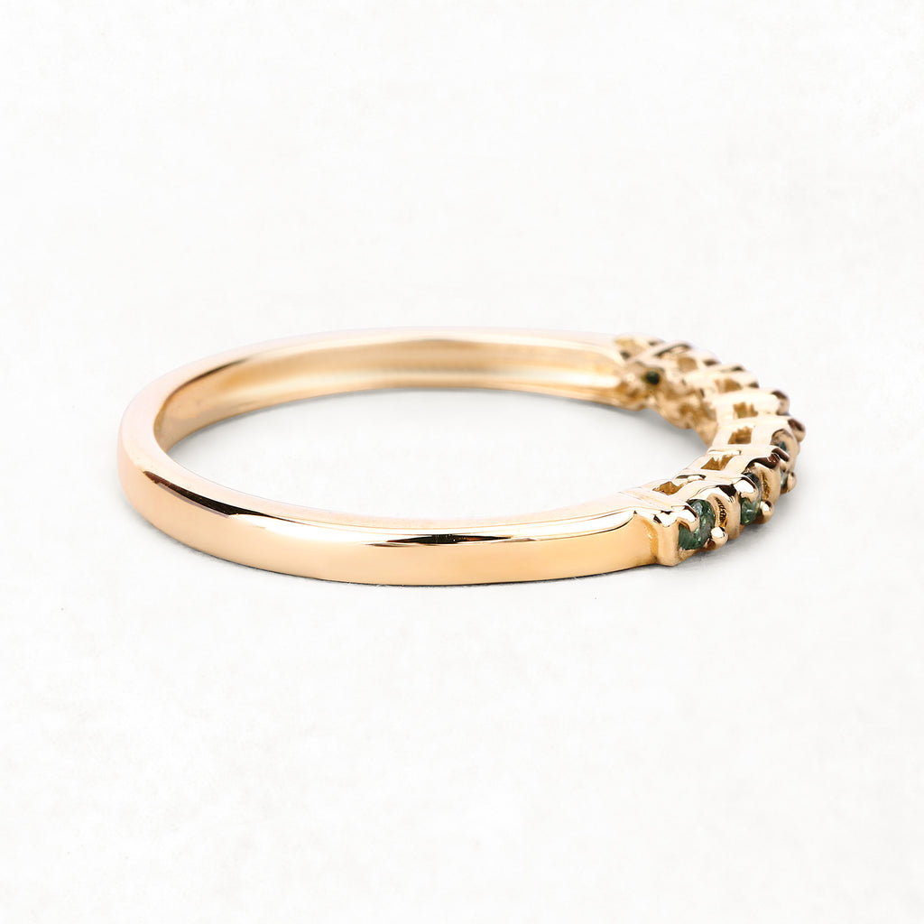 Green Diamond Ring 0.14 Carats 14K Yellow Gold