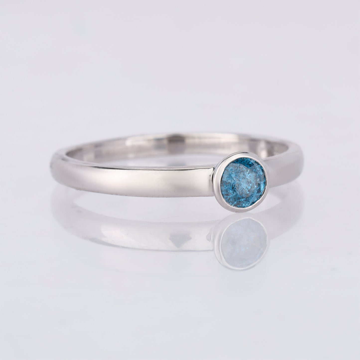 Blue Diamond Ring 0.25 Carats 9K White Gold
