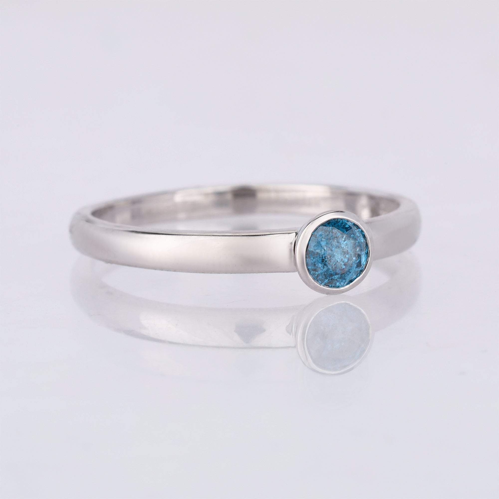 Blue Diamond Ring 0.25 Carats 9K White Gold