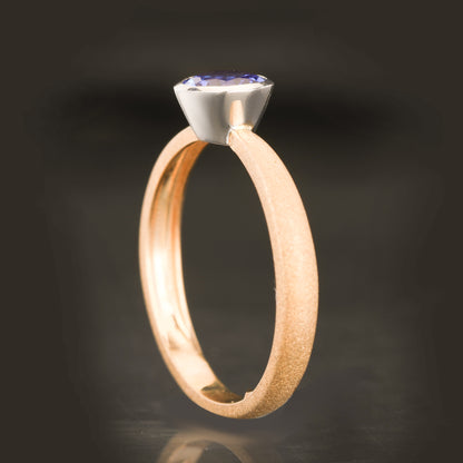 Natural Tanzanite Ring 0.95 Carats 9K Yellow Gold (Two-Tone)