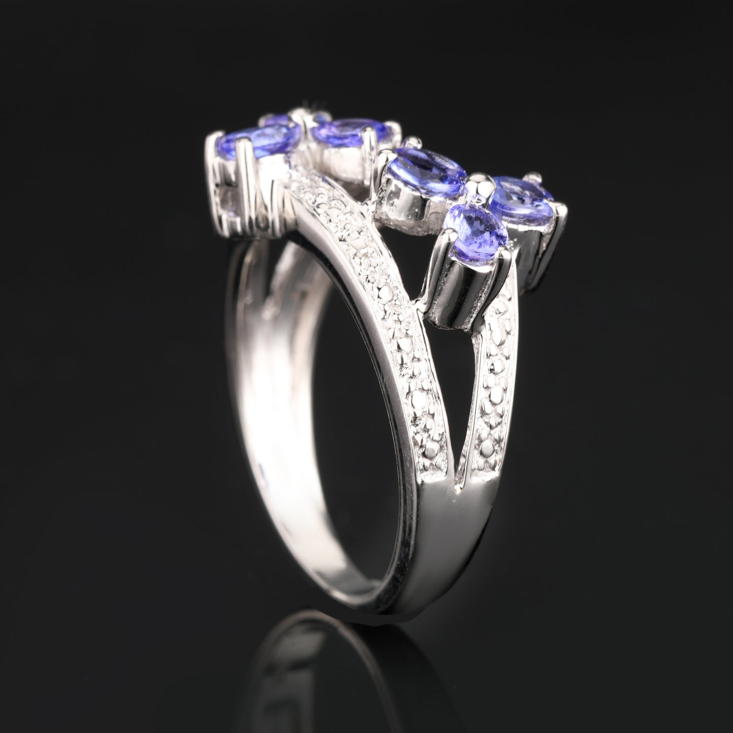 Natural Tanzanite Ring 1.02 Carats Sterling Silver