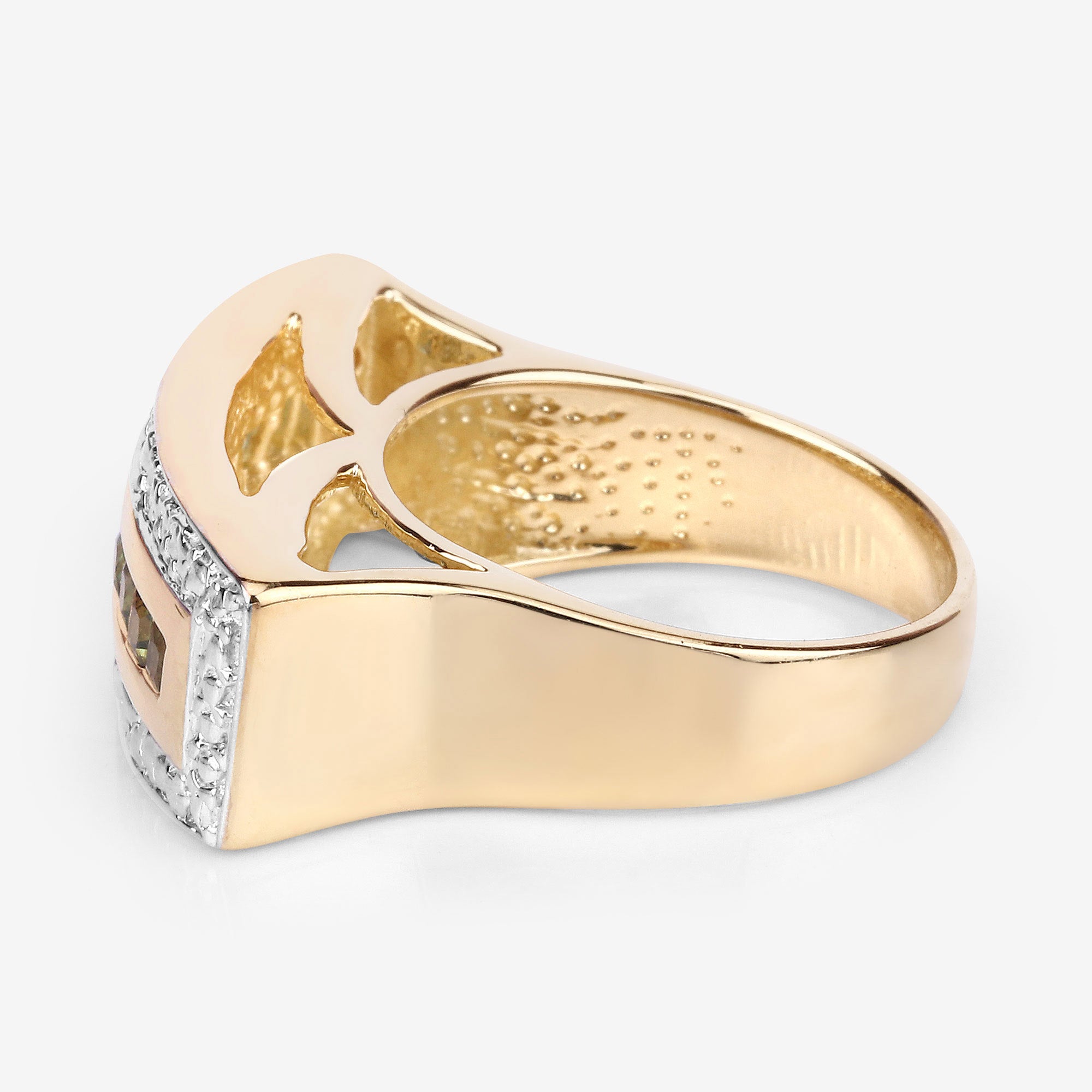 Green Sapphire Ring 1.06 Carats Gold Plated Silver
