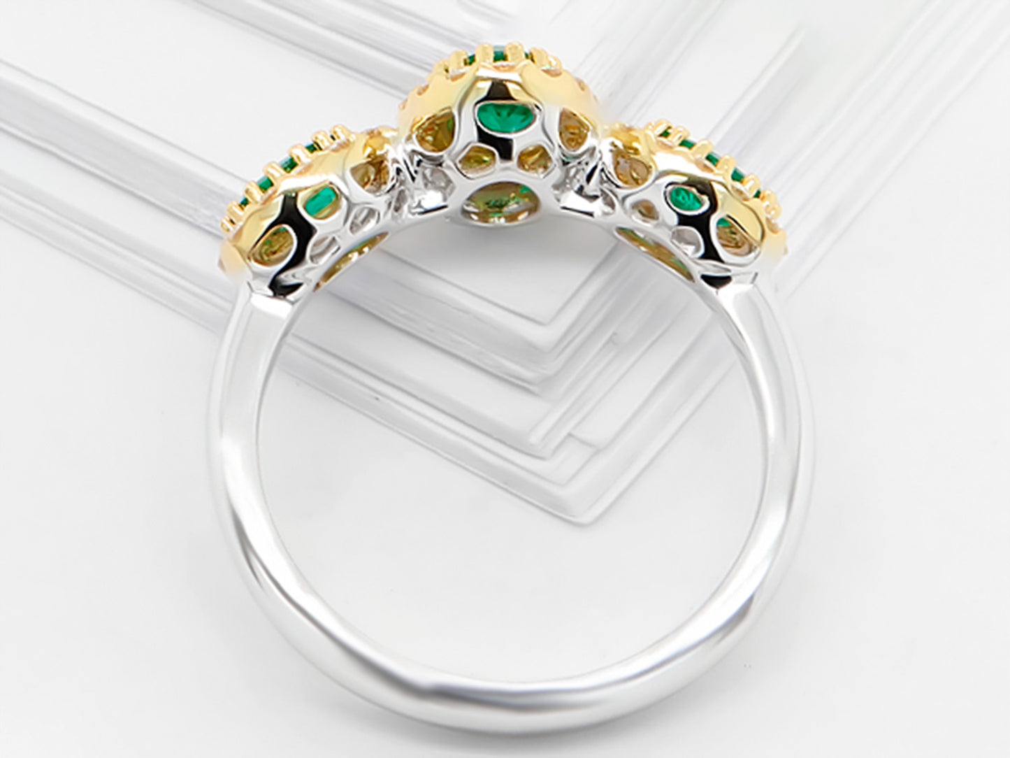 Emerald Ring With Diamonds 1.15 Carats 18K Gold