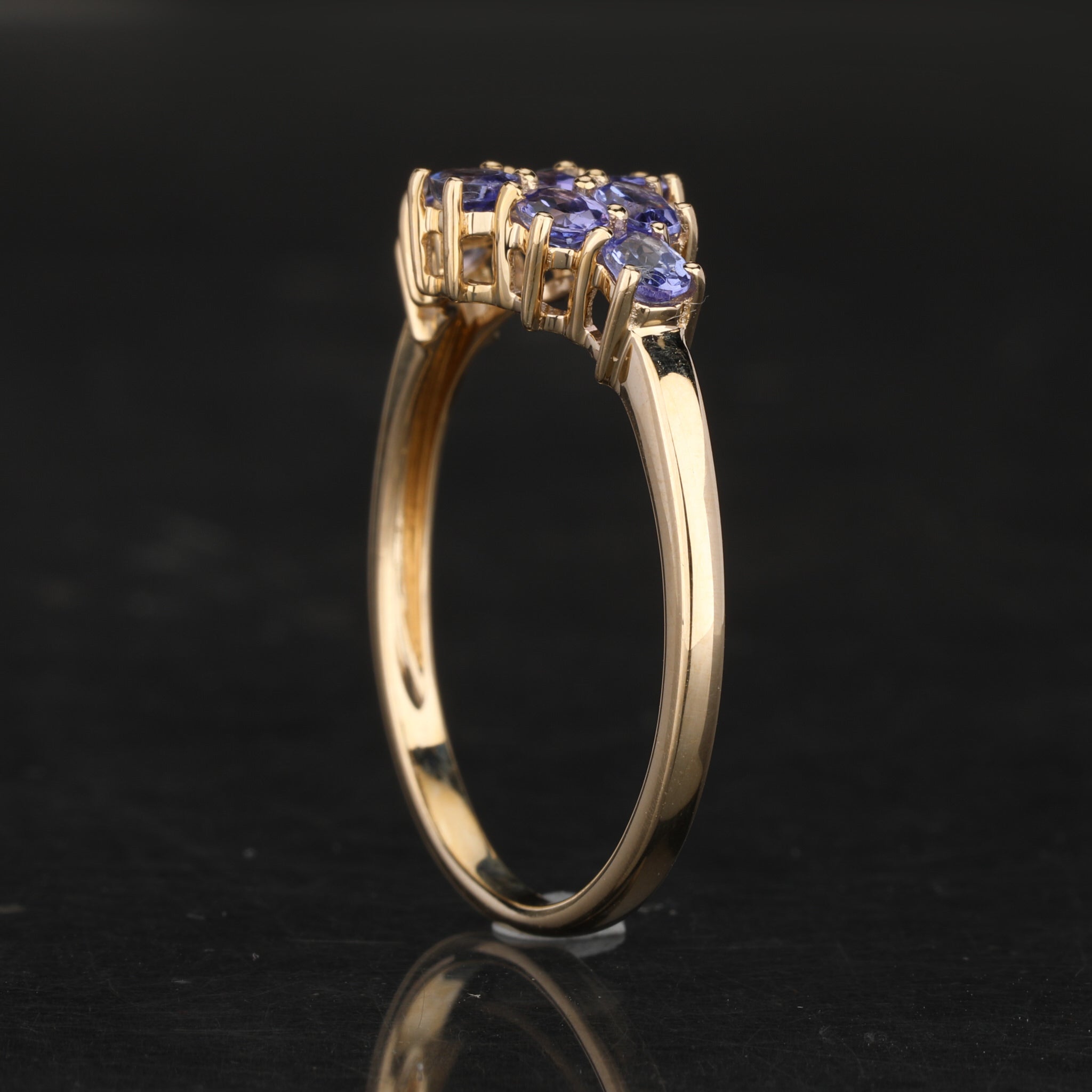 Natural Tanzanite Cluster Ring 0.9 Carats 9K Yellow Gold