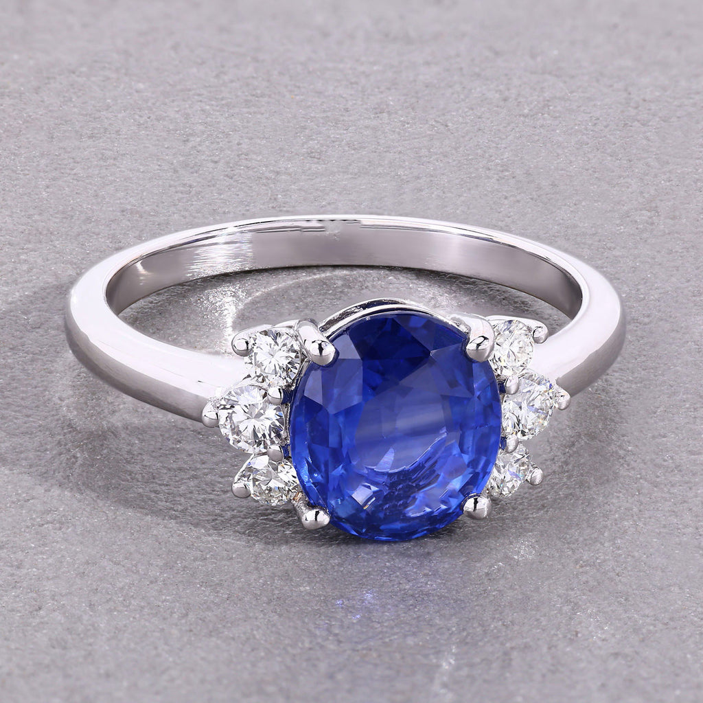 Blue Sapphire Ring With Diamonds 2.48 Carats 18K White Gold