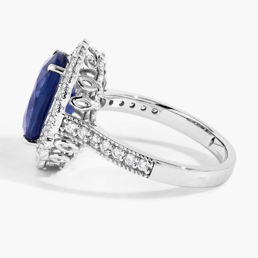 Blue Sapphire Ring With Diamonds 5.01 Carats 18K White Gold