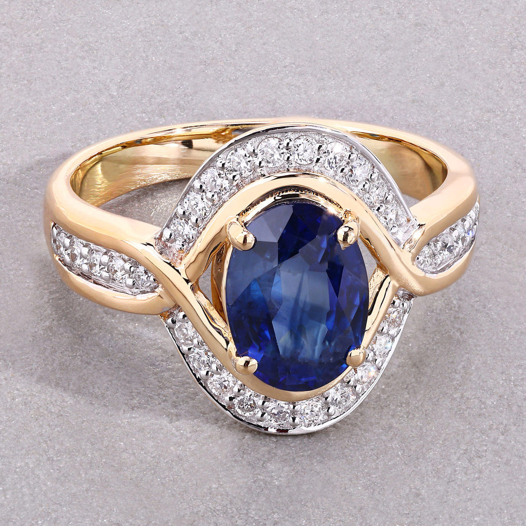 Blue Sapphire Ring With Diamonds 2.33 Carats 18K Yellow Gold