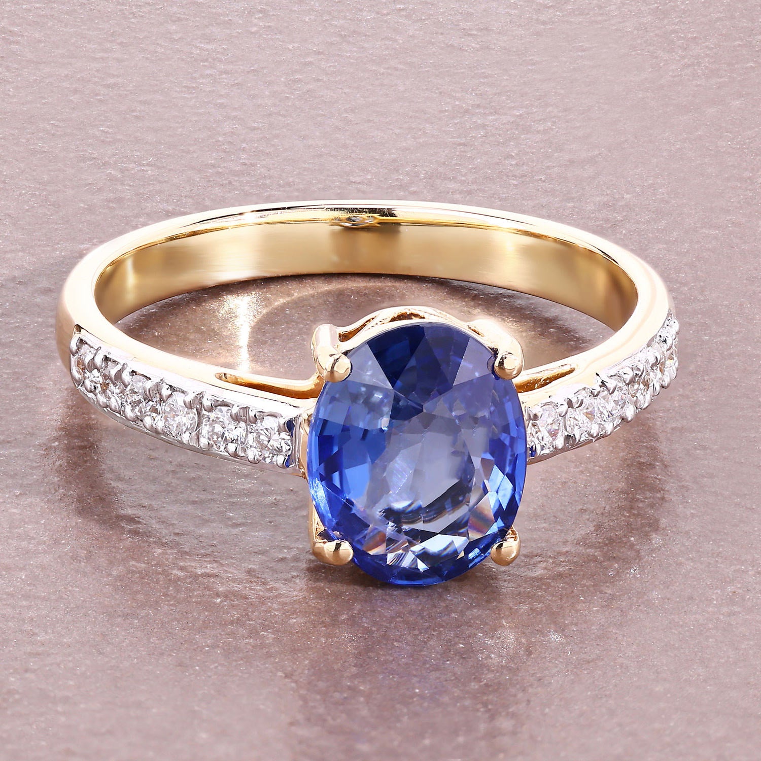 Blue Sapphire Ring With Diamonds 2 Carats 18K Yellow Gold