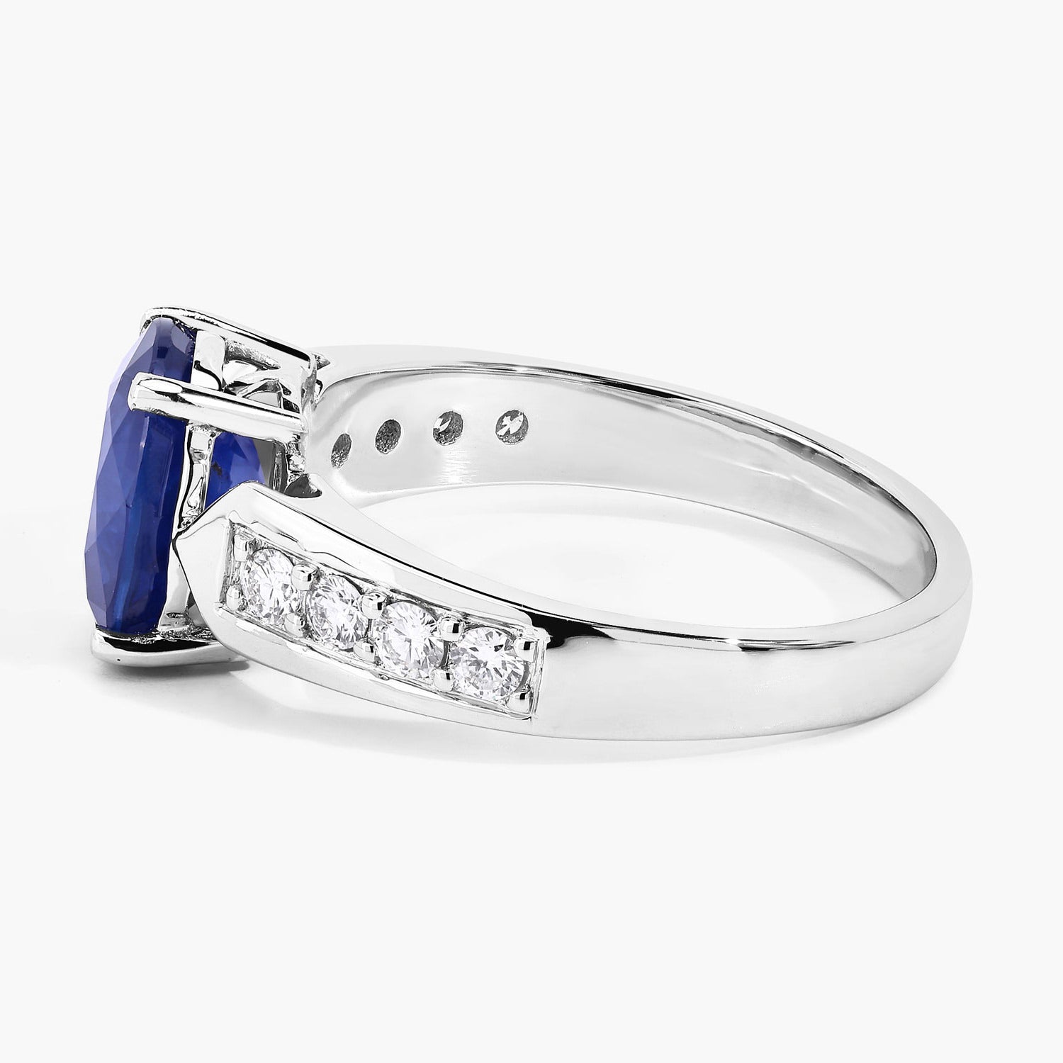 Blue Sapphire Ring With Diamonds 3 Carats 18K White Gold