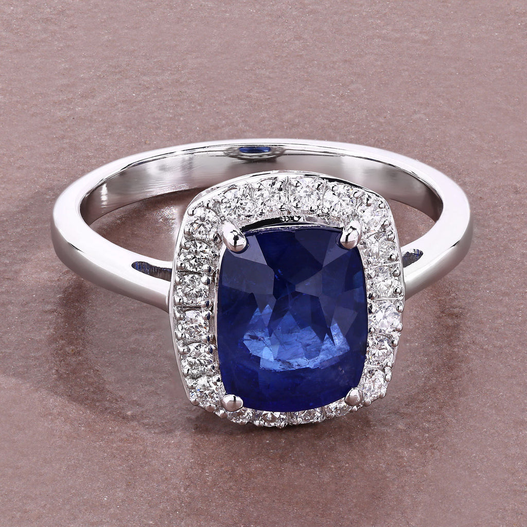 Blue Sapphire Ring With Diamonds 3.4 Carats 18K White Gold