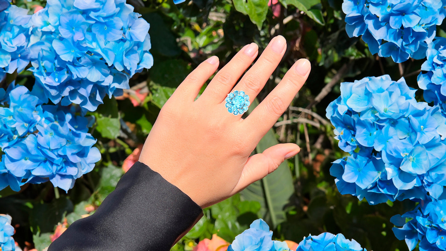 Swiss Blue Topaz Flower Cocktail Ring 8.8 Carats Sterling Silver