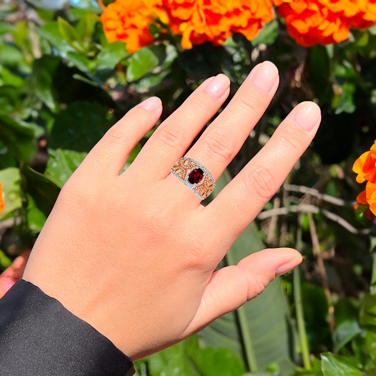 Red Garnet Ring With Diamonds 1.65 Carats 18K Gold