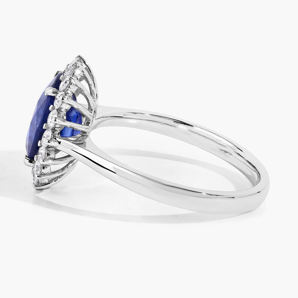 Blue Sapphire Ring With Diamonds 3.46 Carats 18K White Gold