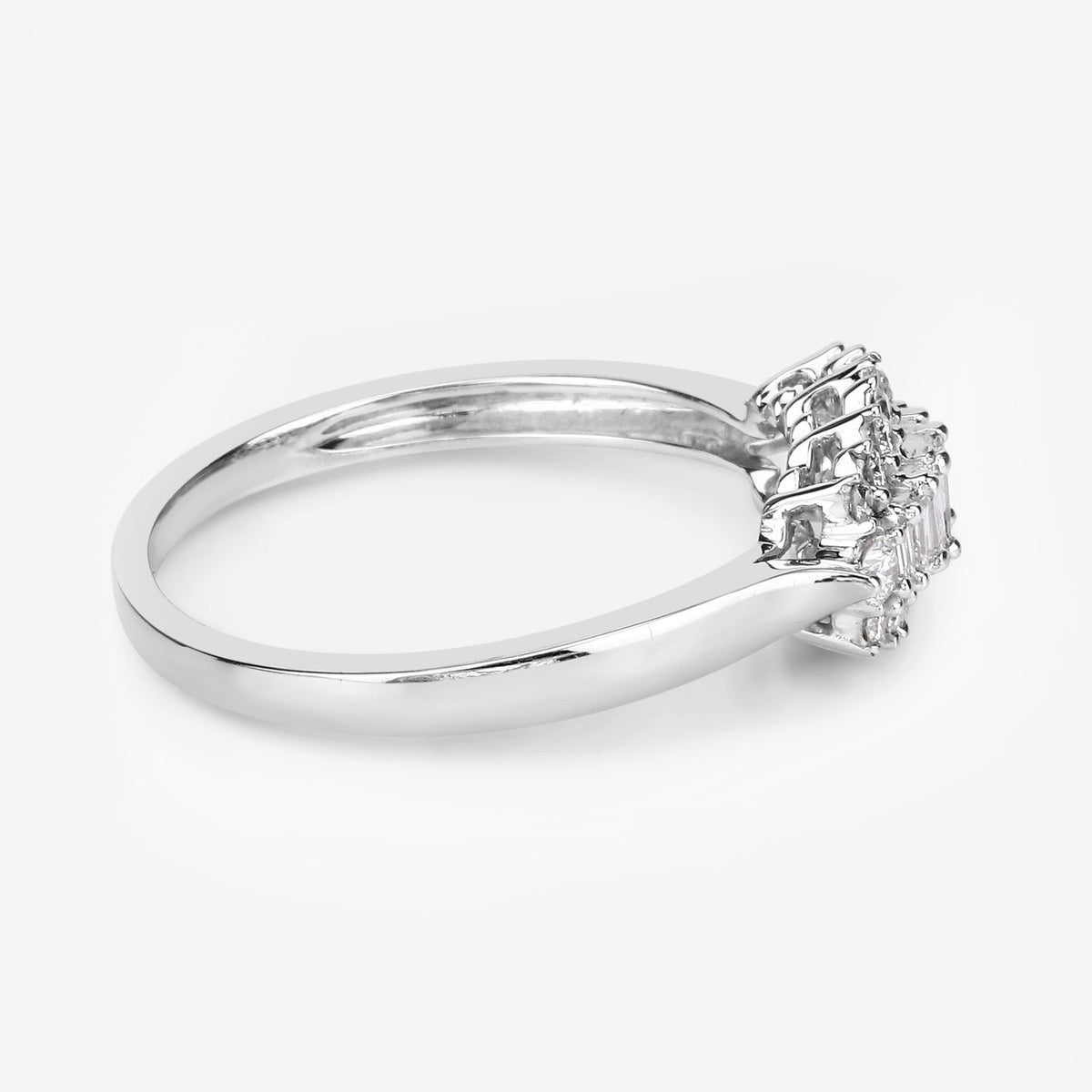 Diamond Ring 0.26 Carats 14K White Gold