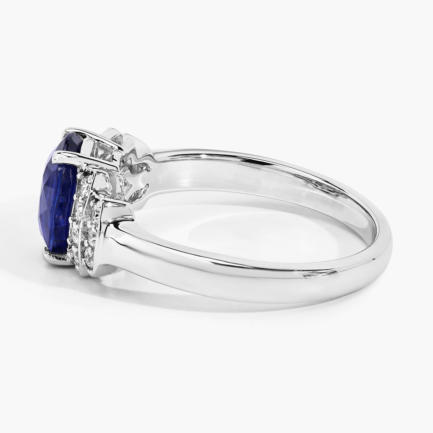 Blue Sapphire Ring With Diamonds 2.3 Carats 18K White Gold