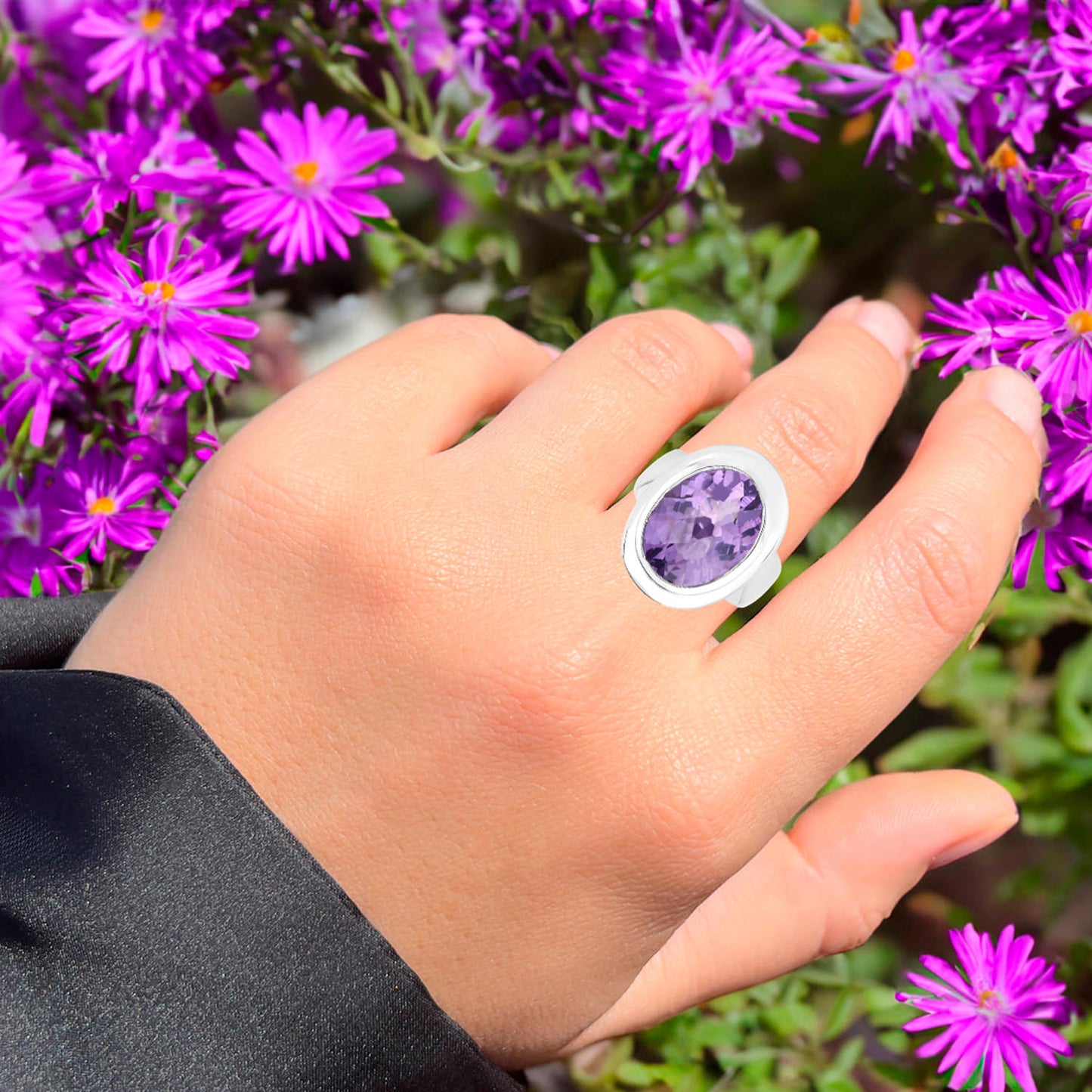 Amethyst Ring 9 Carats Sterling Silver