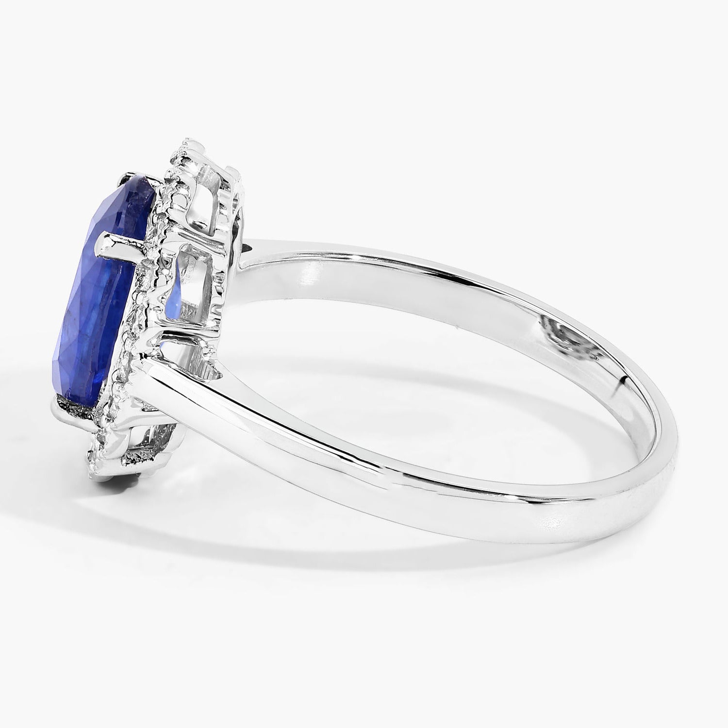 Blue Sapphire Ring With Diamonds 2.98 Carats 18K White Gold