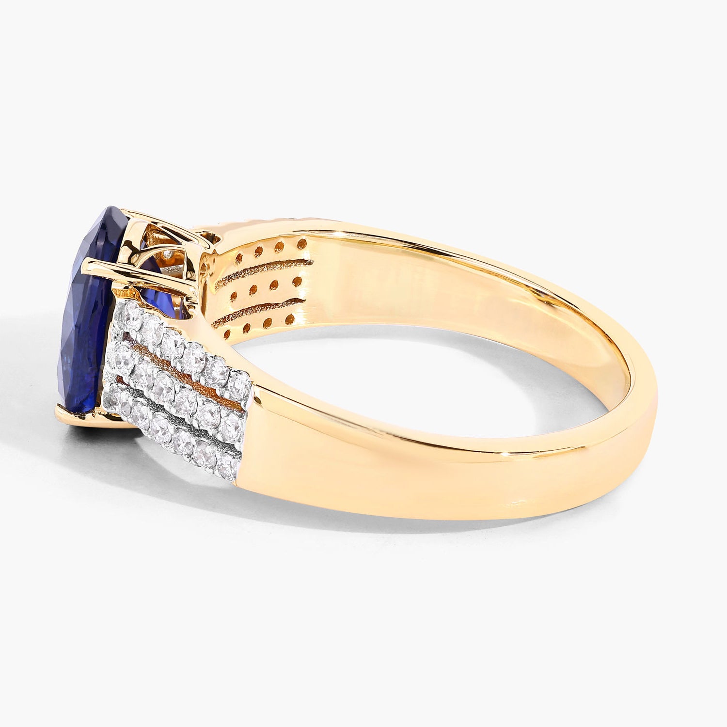 Blue Sapphire Ring With Diamonds 2.58 Carats 18K Yellow Gold